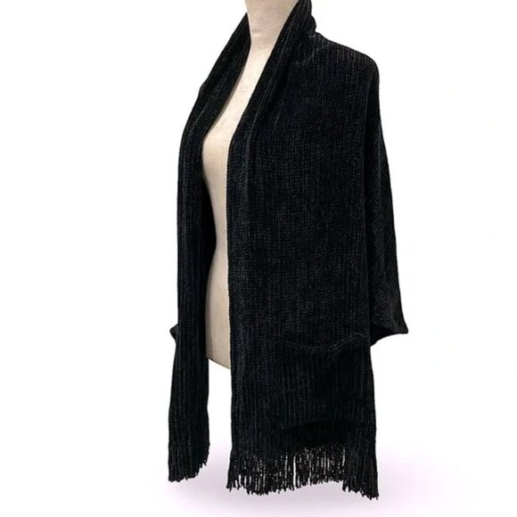 Vintage Churchill Weavers Handwoven Chenille Black Fringed Stole Shawl/Wrap - Picture 3 of 3